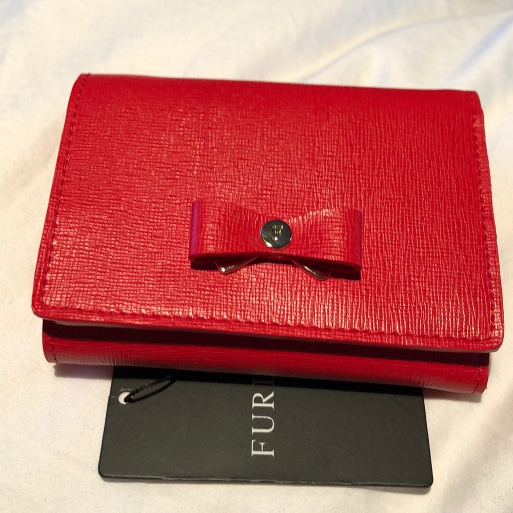 NIB! Furla tri-fold wallet in a beautiful true …